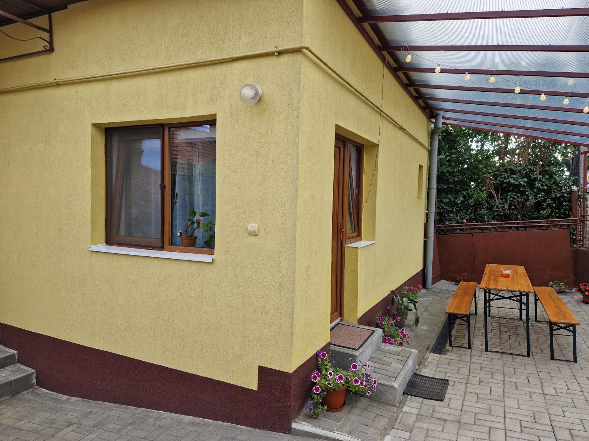 1 For Rent Hotel Cluj-Napoca Ngoại thất bức ảnh